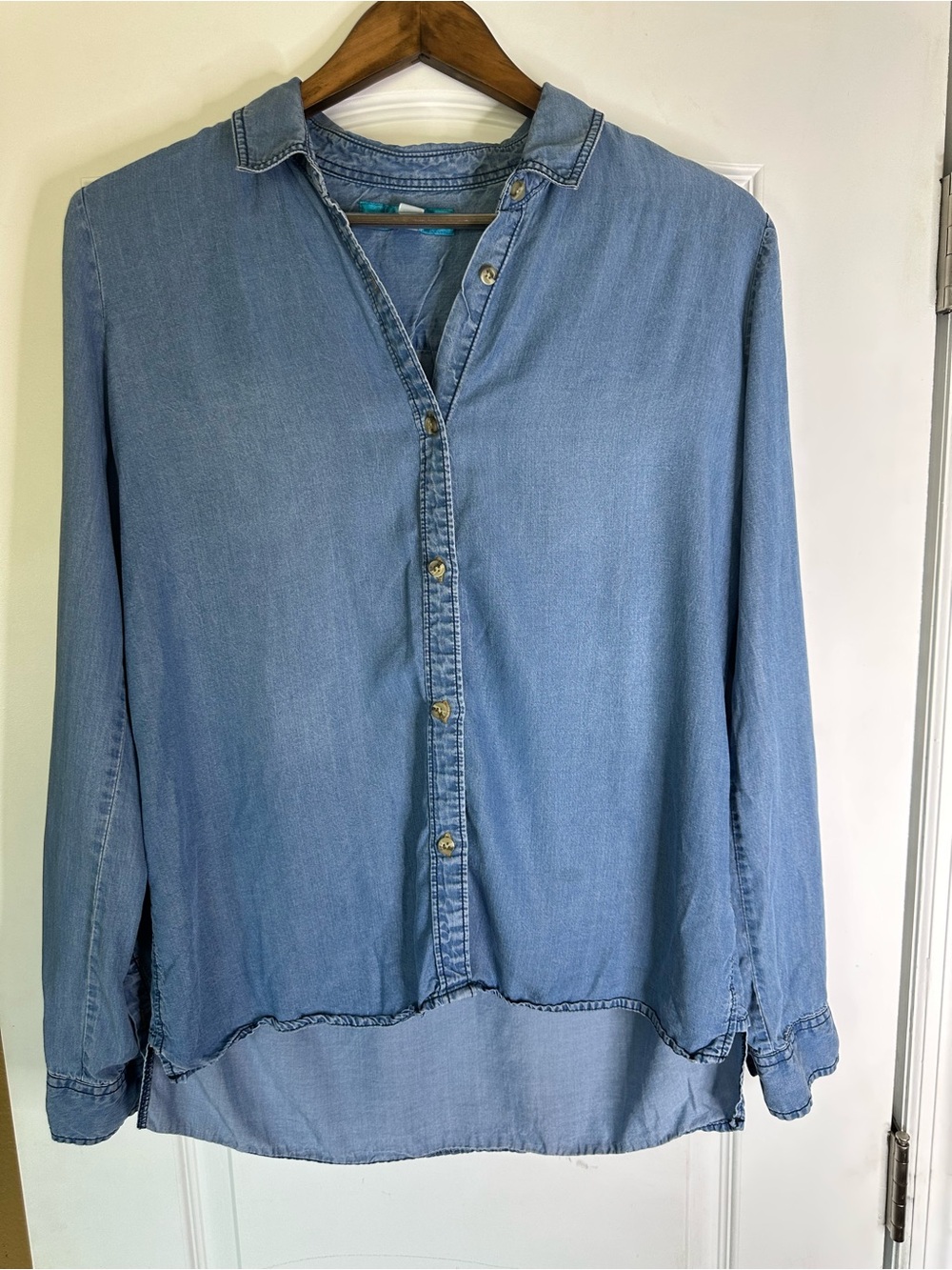Buttons Western  Light Blue Chambray Button-Down Embroidered Shirt